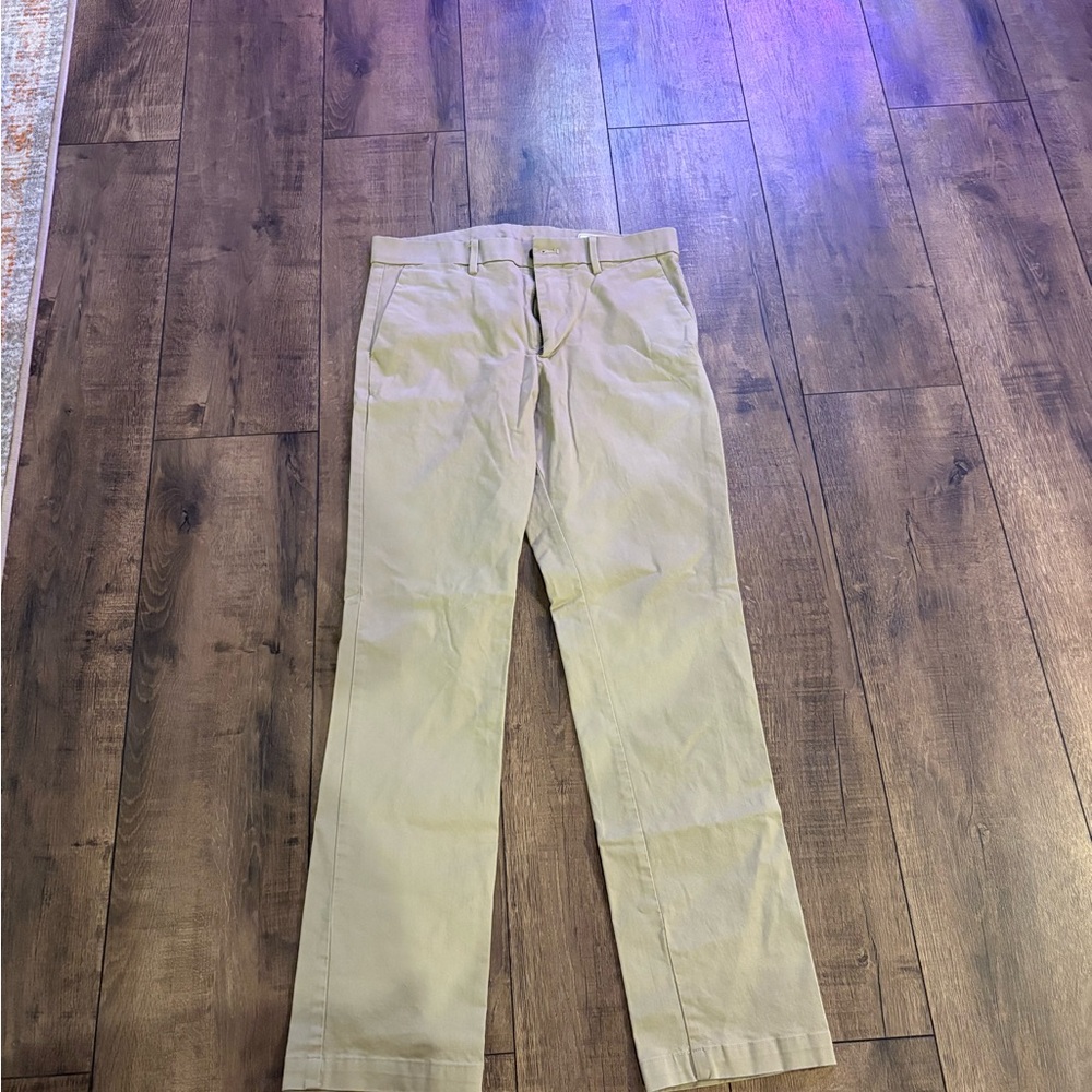 GAP Men's Khaki Chinos
